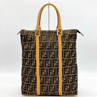 フェンディ(FENDI)の【FENDI】トートバッグ　ズッカ柄　FF金具　キャンバス　茶色　黒色　A4(トートバッグ)