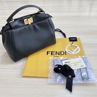 FENDI - ショルダー2本付 FENDI フェンディピーカブー ミニ ブラック ハンドバッグ