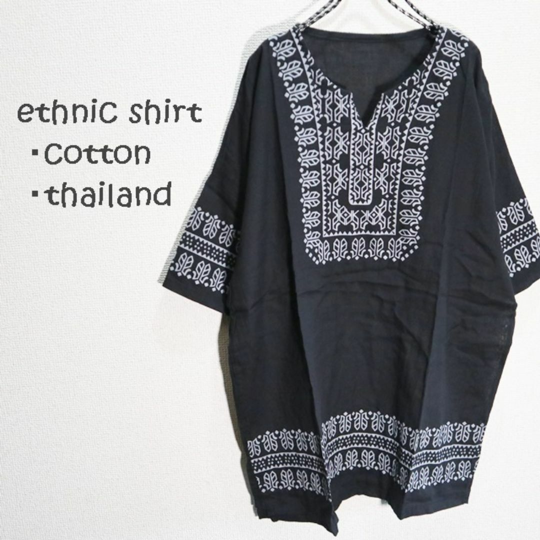 【新品】アジアンコットンシャツ　民族衣装テイストの柄　ブラック メンズのトップス(Tシャツ/カットソー(半袖/袖なし))の商品写真