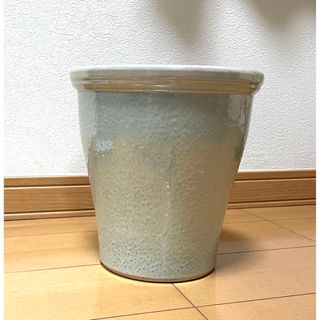 植木鉢　高級　陶器　8号　直径24㎝(プランター)