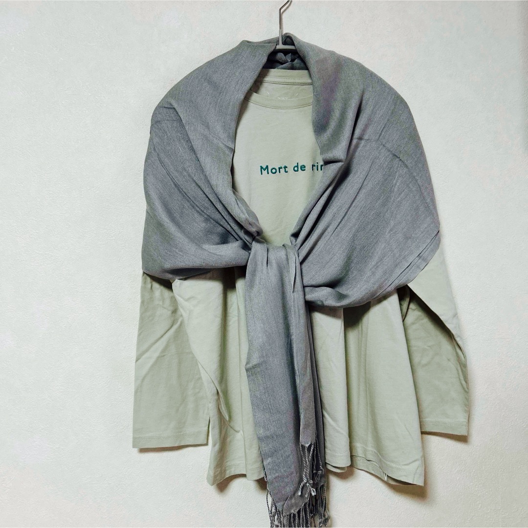 Kai Lani(カイラニ)の【未使用】Kai Lani  カイラニ　ストール グレー レディースのファッション小物(ストール/パシュミナ)の商品写真