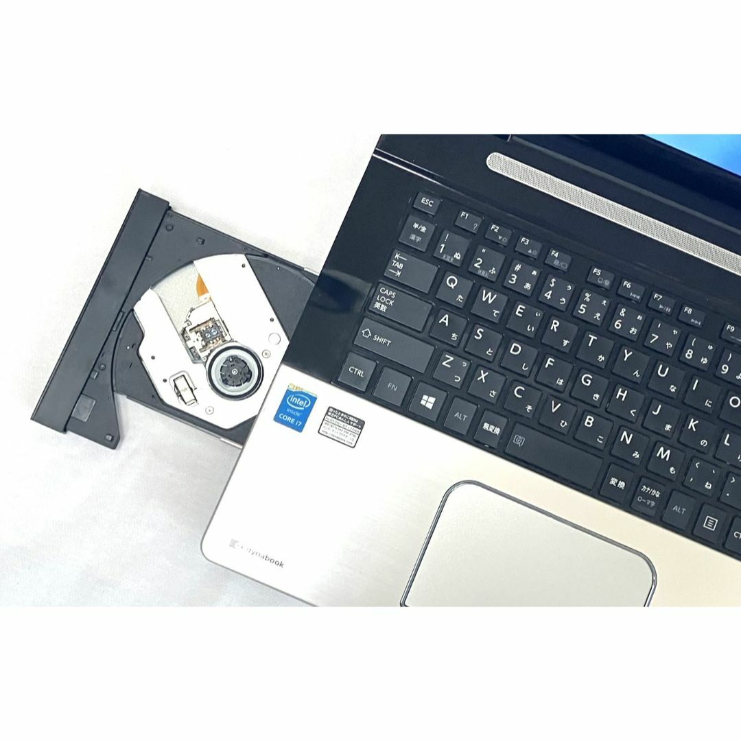 超美品 ノートパソコン dynabook TB77 i7 ブルーレイ 新品SSD 超美品 ノートパソコン dynabook TB77 i7 ブルーレイ 新品SSD