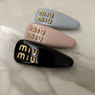 ミュウミュウ(miumiu)のmiumiu ピン　クリップ　3点セット(ヘアピン)