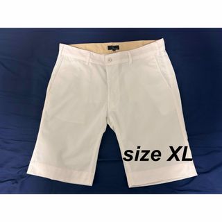 ホワイトハーフパンツ　サイズ　XL(ショートパンツ)