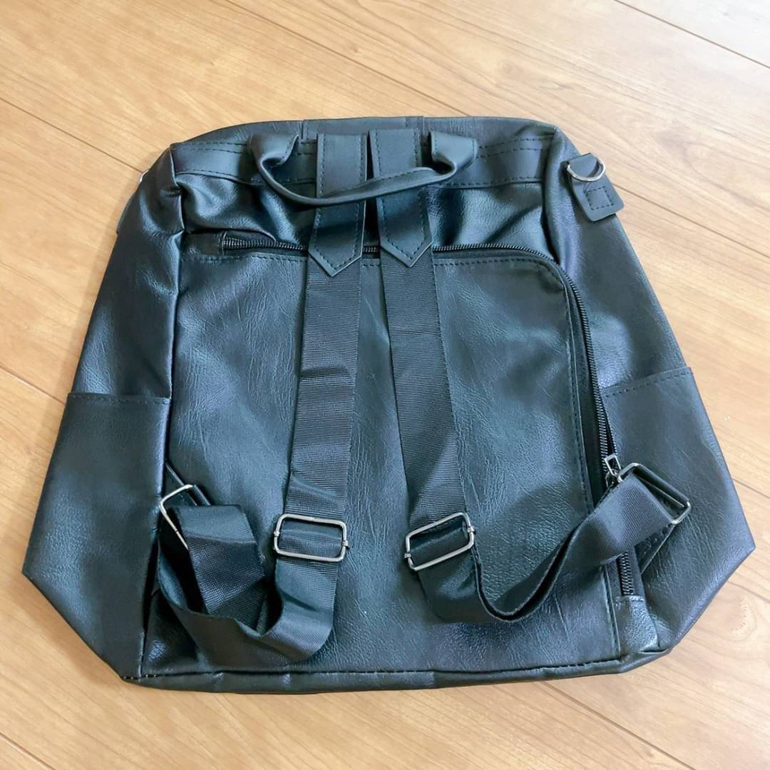 大容量　カジュアル　3way　バックパック　レザー　リュック　軽い　ブラック レディースのバッグ(ショルダーバッグ)の商品写真