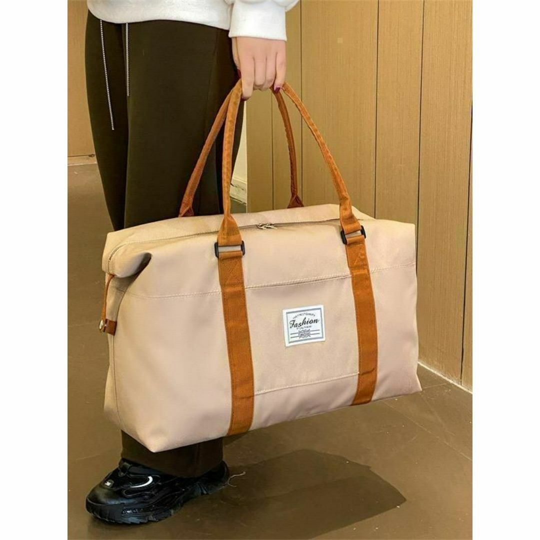 男女兼用 ボストンバッグ 軽量 大容量 キャリーオン ベージュ 茶 修学旅行 レディースのバッグ(ボストンバッグ)の商品写真