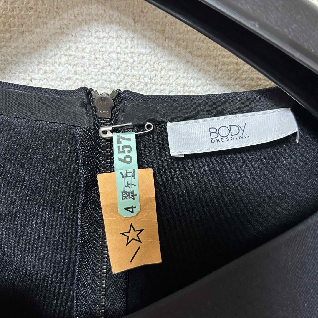 PROPORTION BODY DRESSING(プロポーションボディドレッシング)のBODY DRESSING　ワンピース　38 レディースのワンピース(ひざ丈ワンピース)の商品写真