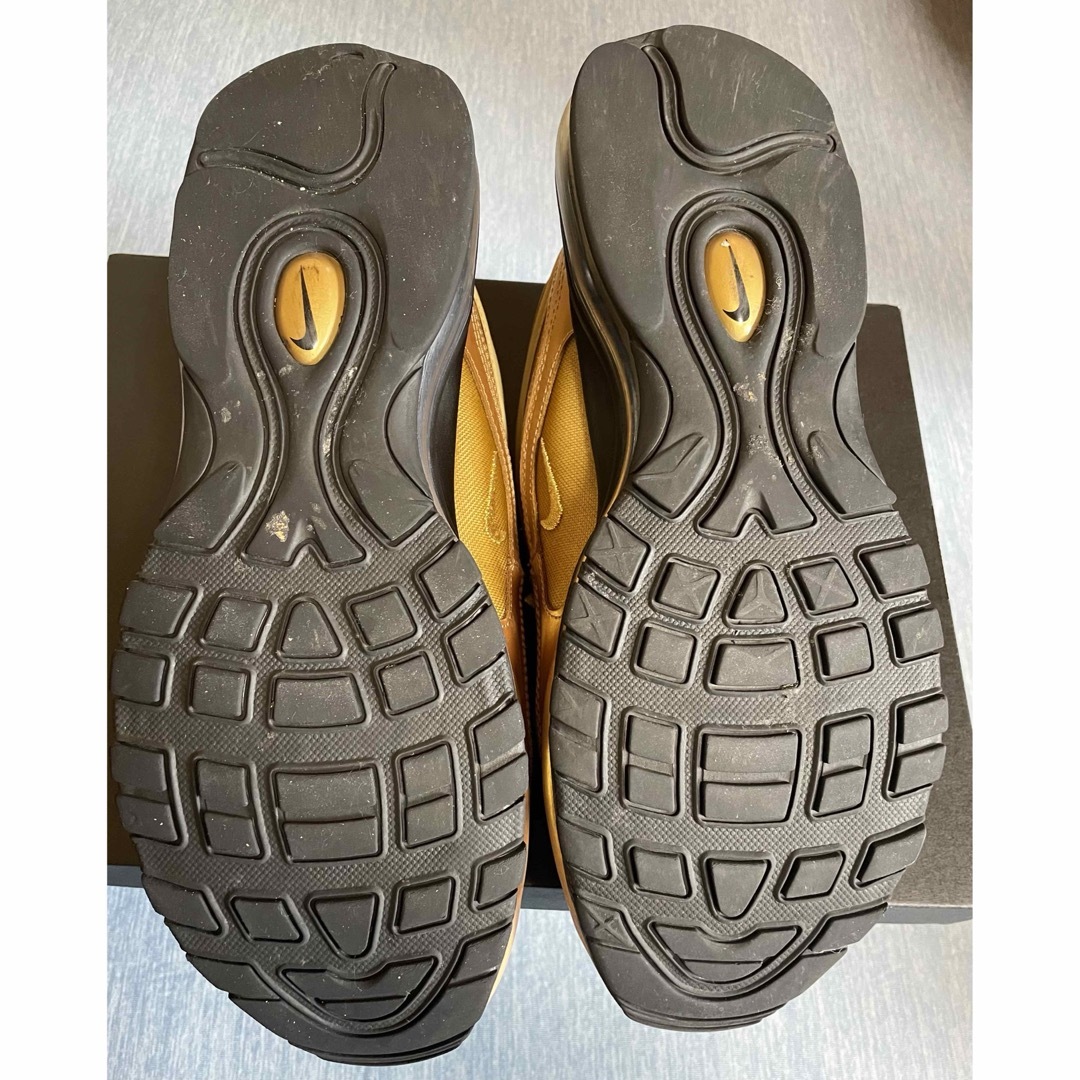 NIKE(ナイキ)のNIKEナイキエアマックス97ブラックゴールド黒金29cmテックスニーカー靴gd メンズの靴/シューズ(スニーカー)の商品写真