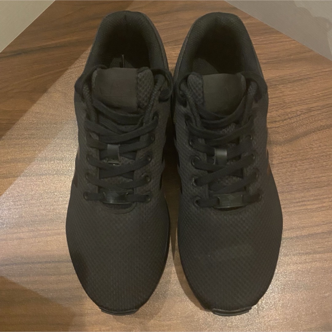 adidas(アディダス)のadidas アディダス zx flux 26.5cm Black メンズの靴/シューズ(スニーカー)の商品写真