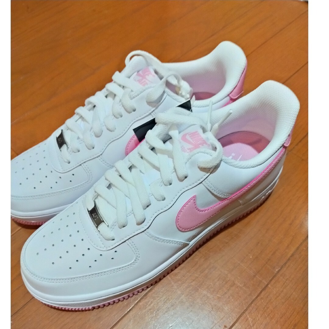 NIKE(ナイキ)のNIKE AIR FORCE pink ナイキ エアフォース1 ピンク ナイキ メンズの靴/シューズ(スニーカー)の商品写真