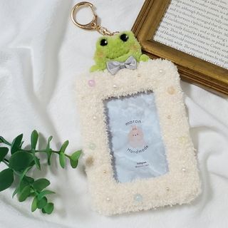 トレカケース　かえる　推し活　トレカデコ　タフティング　刺繍　硬質ケース　B8