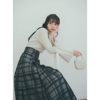 グレイル(GRL)の【訳あり】チェック柄シアーフレアスカート[tu1082] GRL グレイル(ロングスカート)