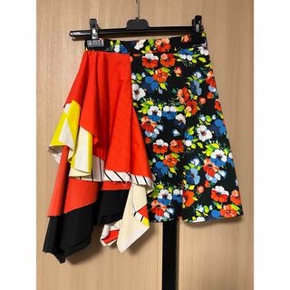 気まぐれ出品・処分価格！未使用品 MSGM 花柄フレアスカート IT40