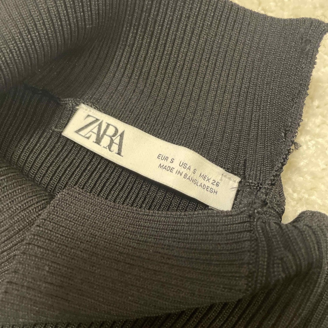 ZARA(ザラ)のZARA カットニット　26サイズ レディースのトップス(ニット/セーター)の商品写真