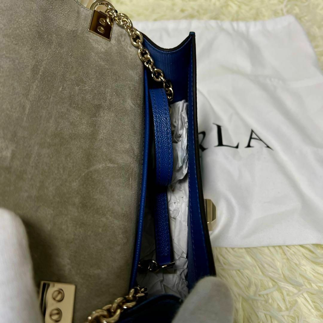 Furla(フルラ)の【新品未使用】FURLA フルラ　ミニザイズ　クロスボディ ショルダーバッグ 青 レディースのバッグ(ショルダーバッグ)の商品写真