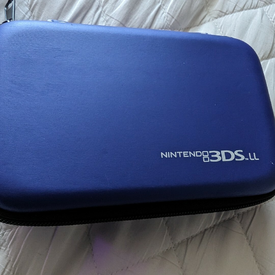 任天堂(ニンテンドウ)の任天堂 3DS LL 本体 タッチペン＋充電器＋本体ケース付き エンタメ/ホビーのゲームソフト/ゲーム機本体(携帯用ゲーム機本体)の商品写真