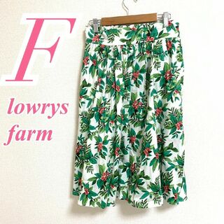 LOWRYS FARM - ローリーズファーム Ｆ フレアスカート 総柄 派手 ホワイト グリーン レッド