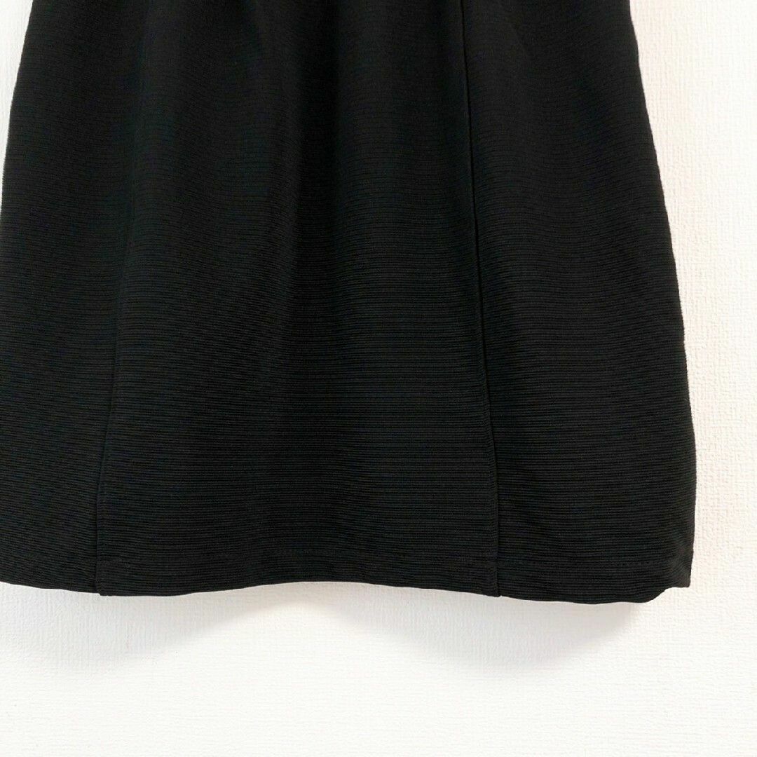 mystic(ミスティック)のミスティック　タイトスカート　S　ブラック　オフィスカジュアル　きれいめ　ポリ レディースのスカート(ひざ丈スカート)の商品写真