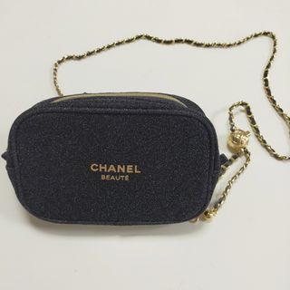 CHANEL - シャネル2020年　ホリデー限定　クリスマスノベルティ　チェーン付き　ポーチ　黒