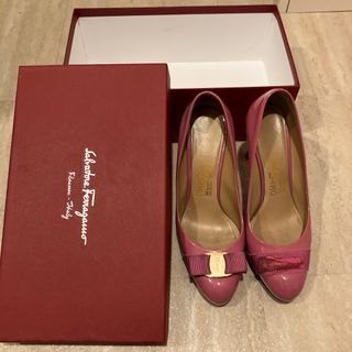 サルヴァトーレフェラガモ(Salvatore Ferragamo)のサルヴァトーレフェラガモ ヒール(ハイヒール/パンプス)