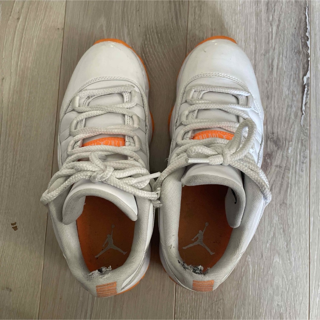 NIKE(ナイキ)のNIKE AIR JORDAN 11 BRIGHT CITRUS レディースの靴/シューズ(スニーカー)の商品写真