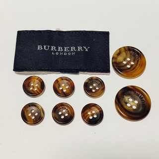 バーバリー(BURBERRY)のBurberry  バーバリー　ボタンセット　刻印ボタン　ブラウン系　(各種パーツ)