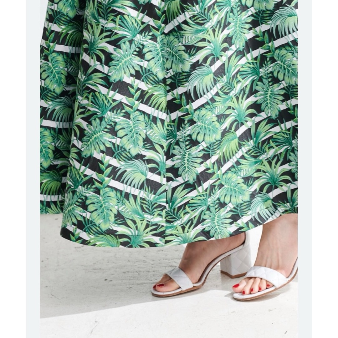 OBLI(オブリ)の定価3.4万　オブリ　リーフストライプ　スカート　フレア　ジャガード　ロング レディースのスカート(ロングスカート)の商品写真