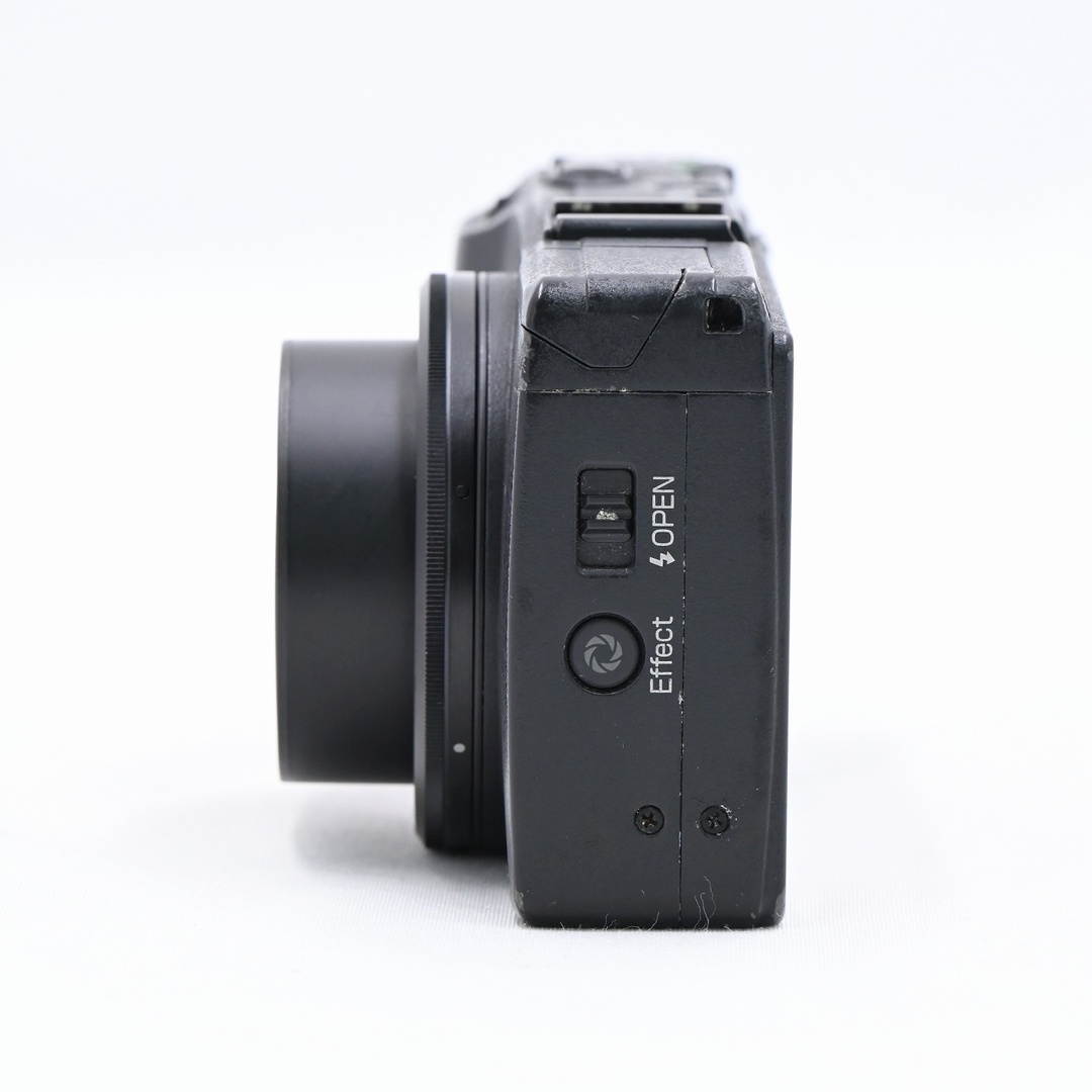 【ほぼ未使用品】RICOH デジタルカメラ GR APS-CサイズCMOS 【ほぼ未使用品】RICOH デジタルカメラ GR APS-CサイズCMOS