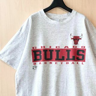 ヴィンテージ(VINTAGE)の90s USA製古着　ヴィンテージ　ロゴTシャツ　NBA シカゴブルズ 霜降り(Tシャツ/カットソー(半袖/袖なし))