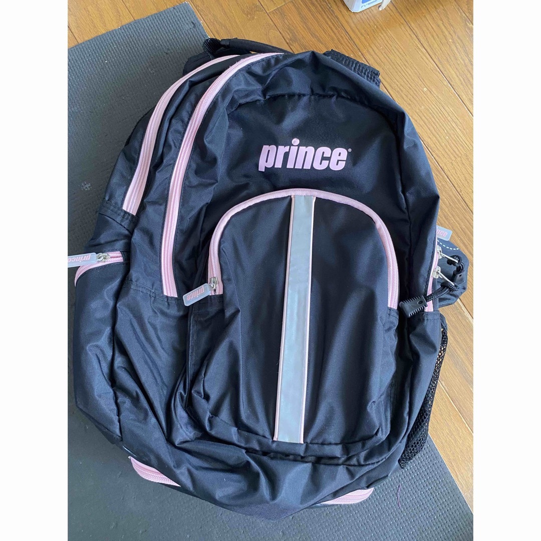 Prince(プリンス)のテニス　ラケットリュック　黒ピンク　スポーツバック レディースのバッグ(リュック/バックパック)の商品写真