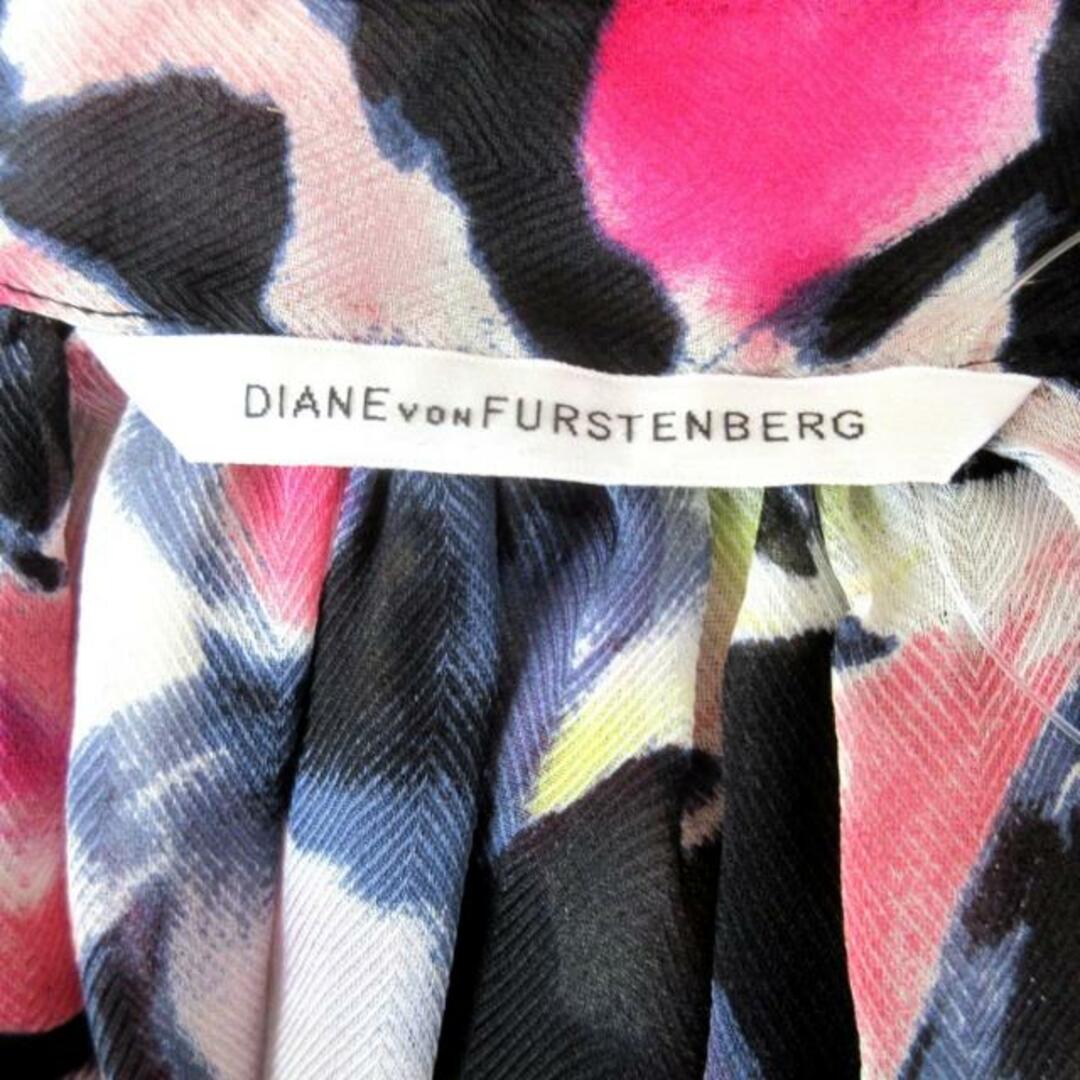 DIANE von FURSTENBERG(ダイアンフォンファステンバーグ)のDIANE VON FURSTENBERG(DVF)(ダイアン・フォン・ファステンバーグ) 長袖シャツブラウス サイズ2 S レディース - 黒×ピンク×マルチ 花柄/シースルー/フリル/プルオーバー レディースのトップス(シャツ/ブラウス(長袖/七分))の商品写真