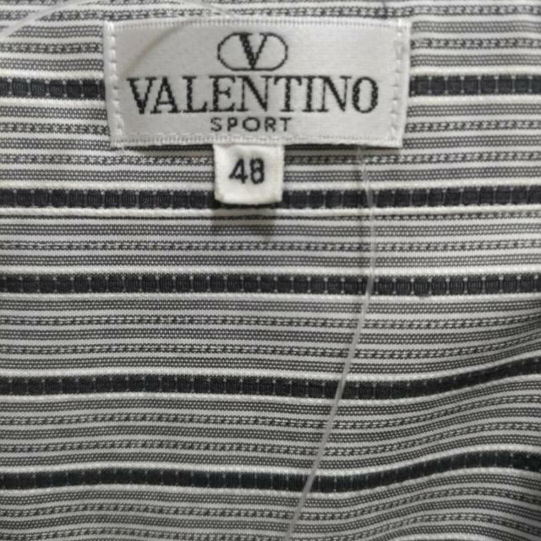 VALENTINO(ヴァレンティノ)のVALENTINO(バレンチノ) 長袖シャツ サイズ48 XL メンズ美品  - グレー×黒×白 ストライプ/SPORT/スタンドカラー メンズのトップス(シャツ)の商品写真