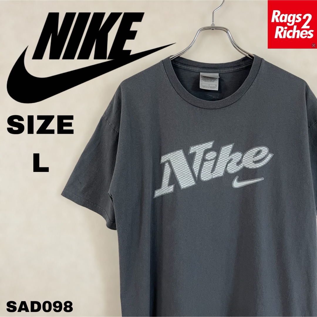 NIKE(ナイキ)のNIKE LOGO PRINTナイキ ビッグ ロゴ プリントTシャツ メンズのトップス(Tシャツ/カットソー(半袖/袖なし))の商品写真