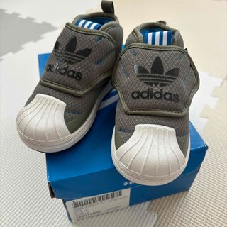 シャルレ - adidas スニーカー14.0cm 新品