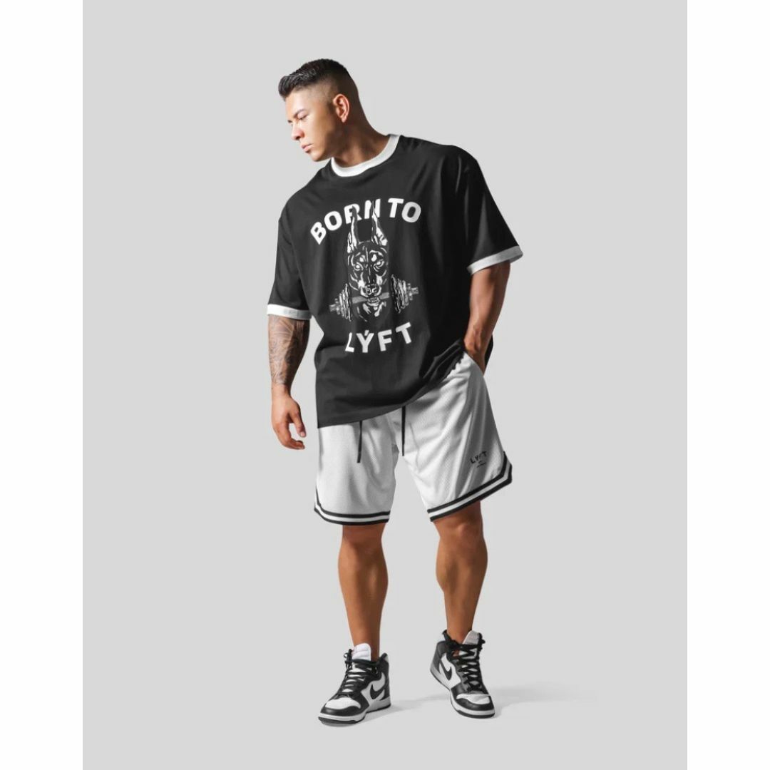 adidas(アディダス)のLYFT ドーベルマン Tシャツ XL CRONOS XENO VEATM メンズのトップス(Tシャツ/カットソー(半袖/袖なし))の商品写真