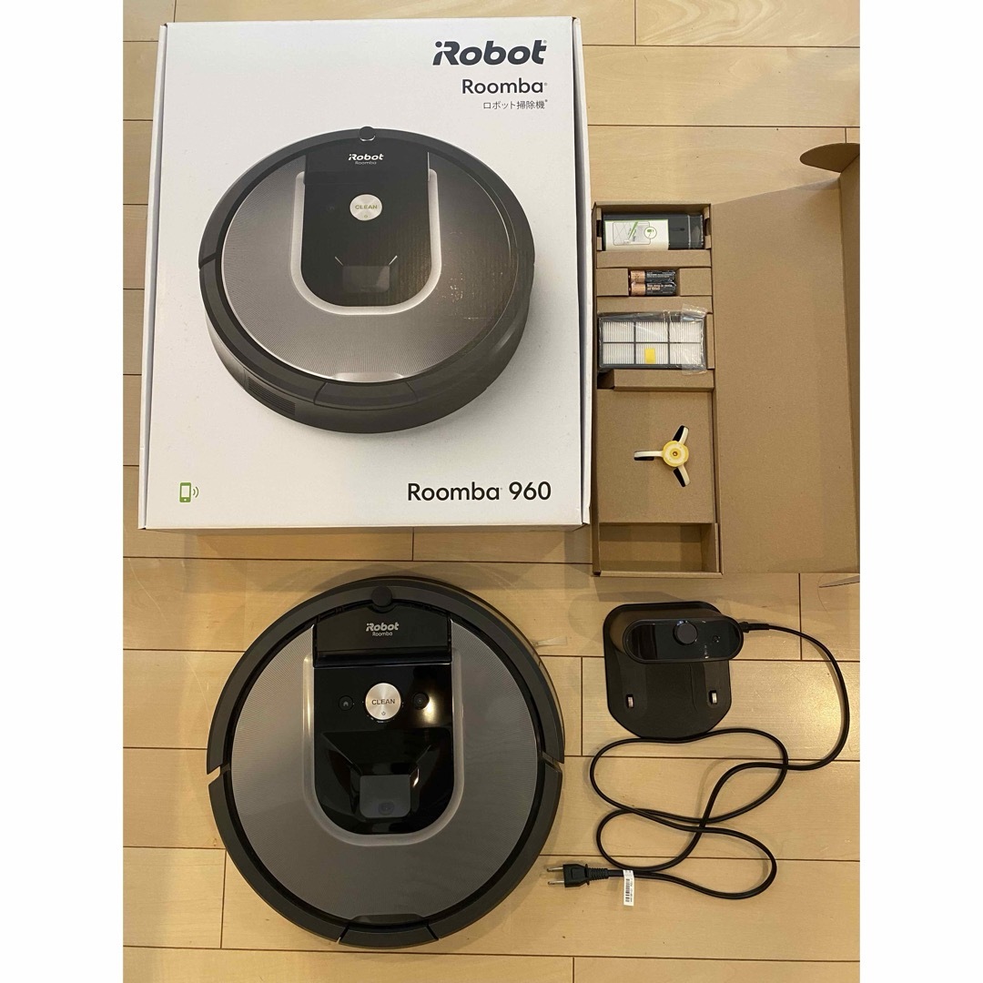 iRobot(アイロボット)の●iRobot  Roomba 960 ルンバ スマホ/家電/カメラの生活家電(掃除機)の商品写真