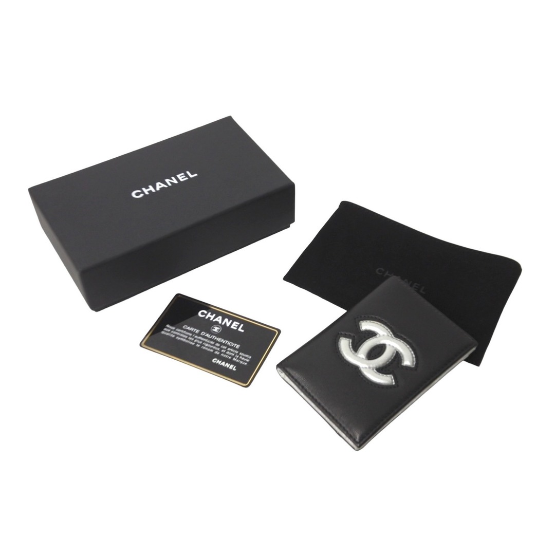 CHANEL - CHANEL シャネル ココマーク パスケース 22番台 二 CHANEL - CHANEL シャネル ココマーク パスケース 22番台 二