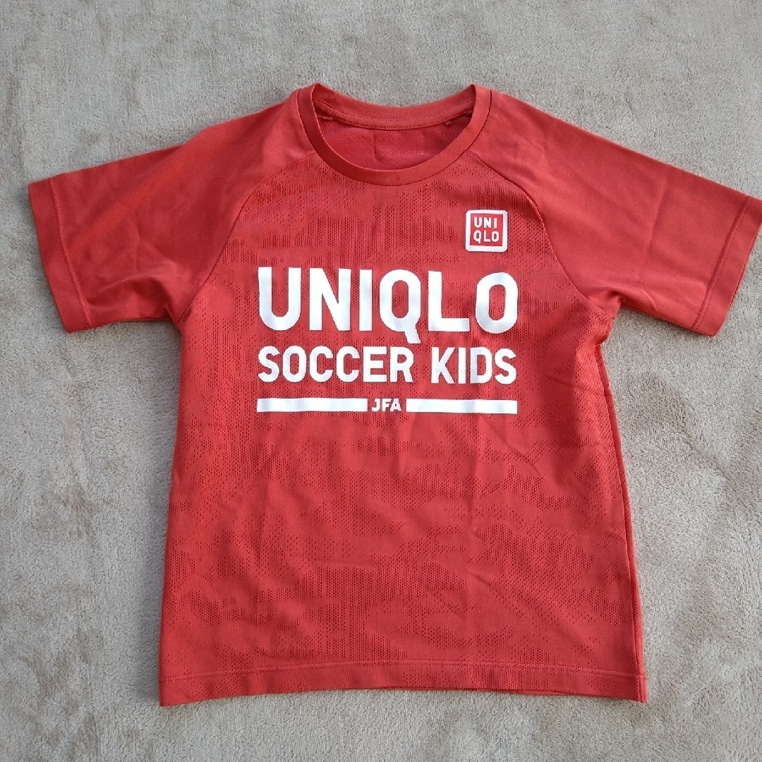 UNIQLO(ユニクロ)のユニクロ　半袖Tシャツ2枚セット＋ハーフパンツ1枚 キッズ/ベビー/マタニティのキッズ服男の子用(90cm~)(Tシャツ/カットソー)の商品写真