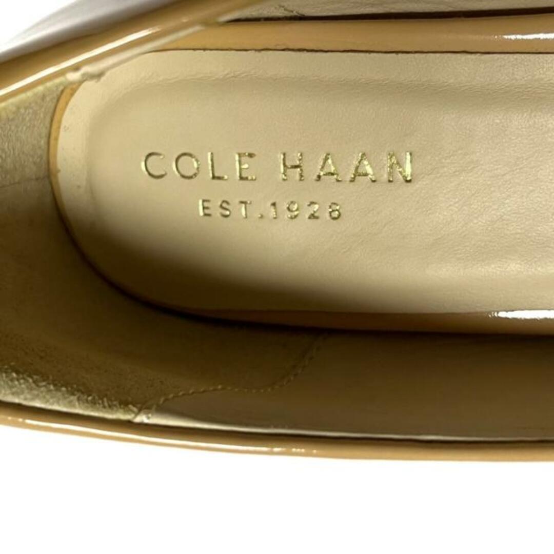 Cole Haan(コールハーン)のCOLE HAAN(コールハーン) パンプス 7 レディース ベージュ ウェッジソール/オープントゥ エナメル（合皮） レディースの靴/シューズ(ハイヒール/パンプス)の商品写真