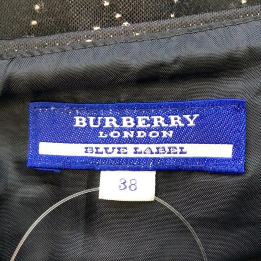 BURBERRY BLUE LABEL(バーバリーブルーレーベル)のBurberry Blue Label(バーバリーブルーレーベル) スカート サイズ38 M レディース美品  - ダークグレー×ベージュ ひざ丈/チェック柄 レディースのスカート(その他)の商品写真