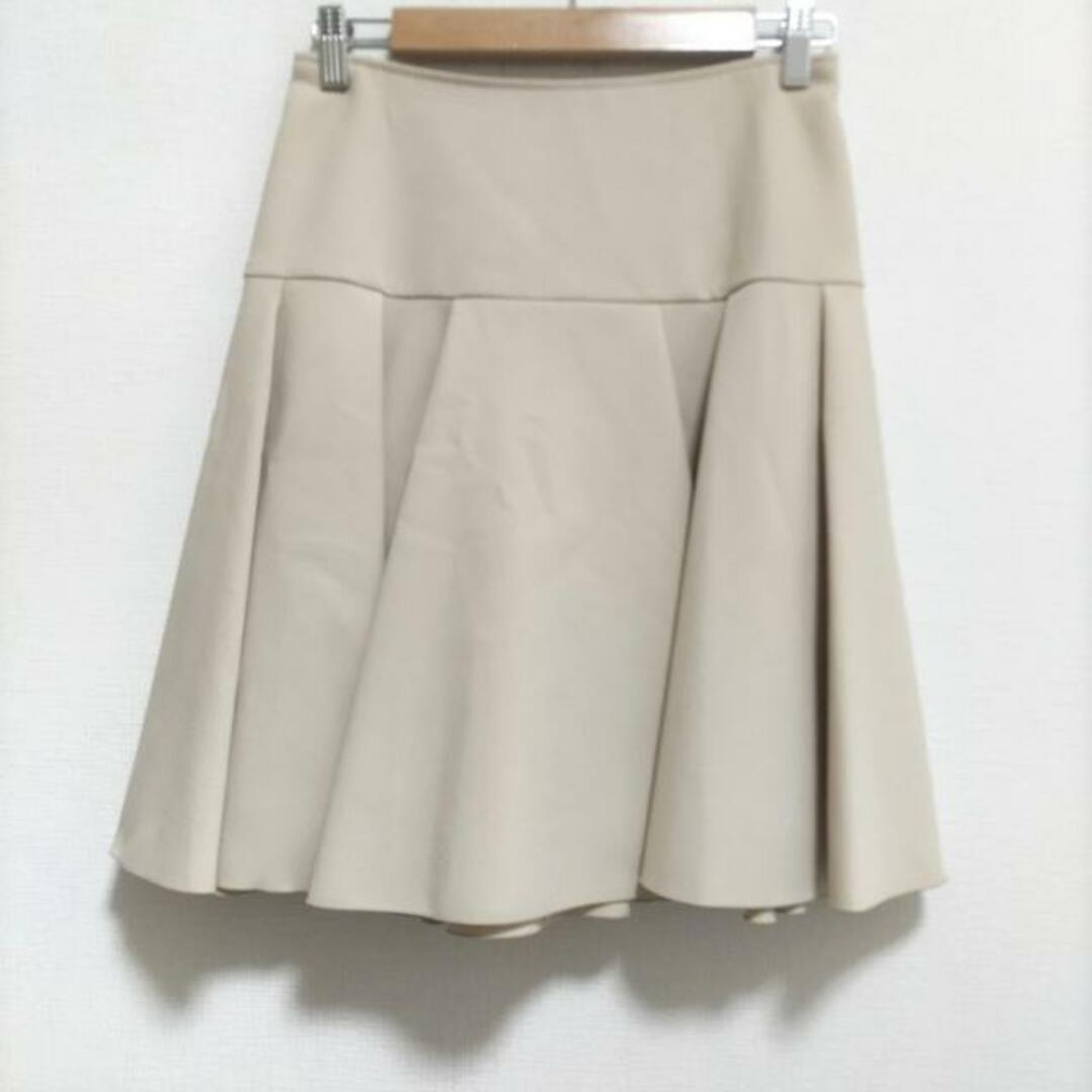 FOXEY NEW YORK(フォクシーニューヨーク) スカート サイズ38 M レディース美品  - ベージュ レディースのスカート(その他)の商品写真