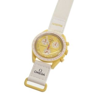 スウォッチ(swatch)の【中古】【Sランク】OMEGA×SWATCH オメガ×スウォッチ ミッション トゥ ザ サン メンズ 腕時計 SO33J100 セラミック ナイロン イエロー文字盤 【ISEYA】(腕時計(アナログ))