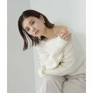 エヌナチュラルビューティーベーシック(N.Natural beauty basic)のオフショルボクシーラメニット(ニット/セーター)