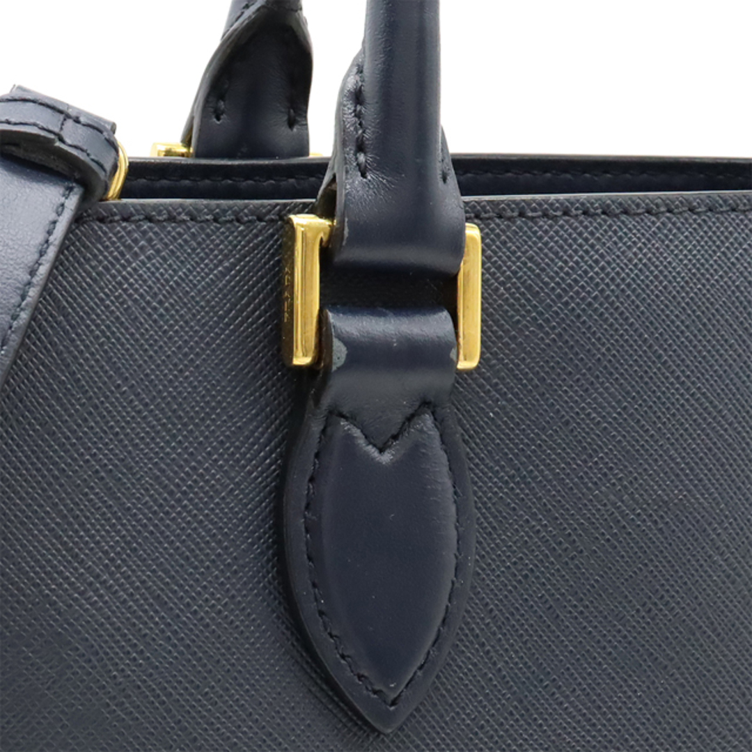 PRADA(プラダ)のプラダ SAFFIANO ハンドバッグ 2WAY （12420191） レディースのバッグ(ショルダーバッグ)の商品写真