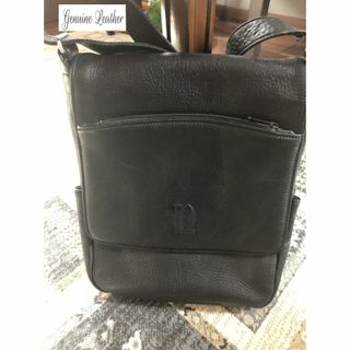 Genuine Leather（ジェニュイン・レザー）本革バッグ(ショルダーバッグ)