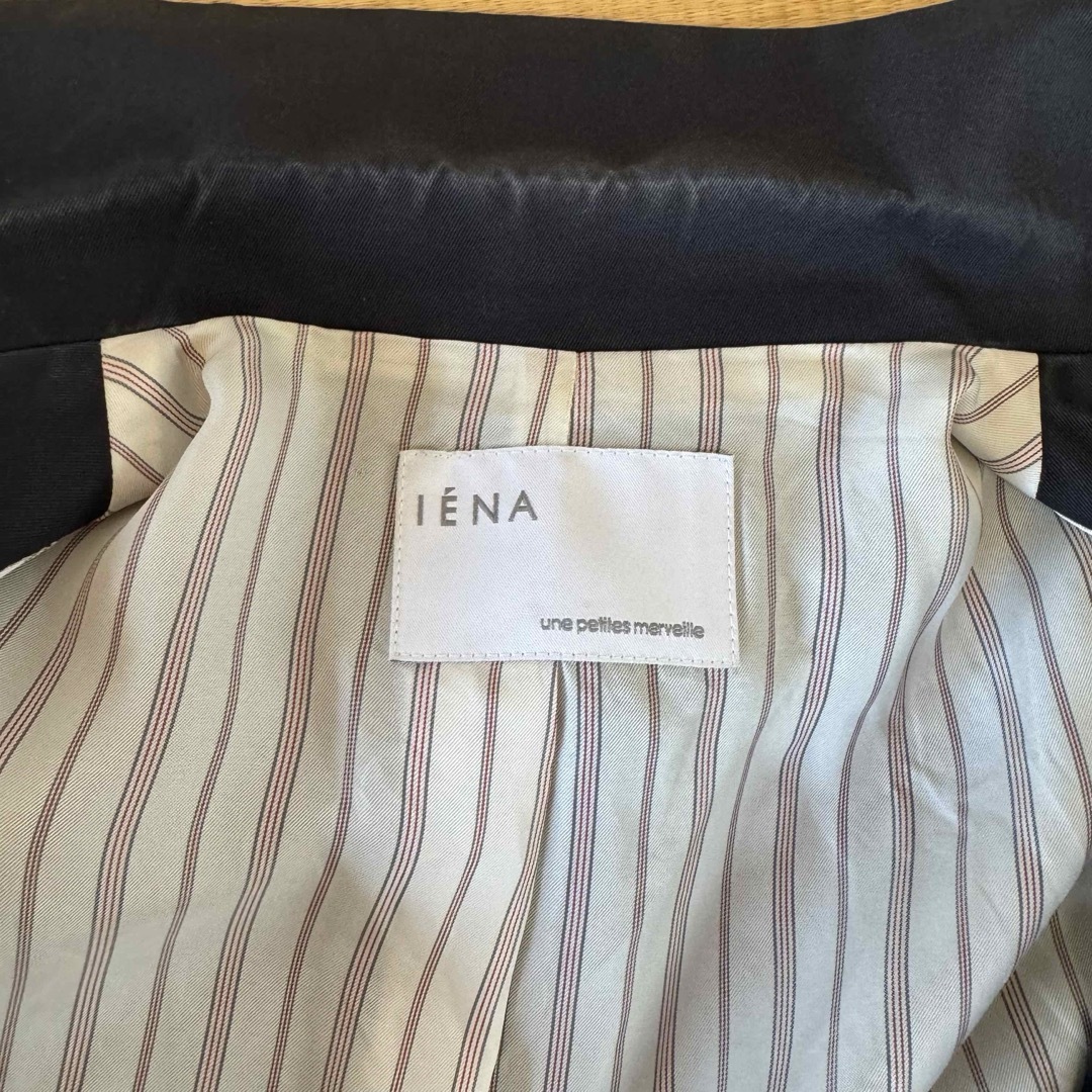 IENA(イエナ)のIENA イエナ　紺ブレ　ジャケット　テーラード　ブレザー　シングル　銀ボタン レディースのジャケット/アウター(テーラードジャケット)の商品写真