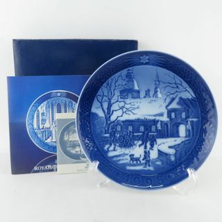 ロイヤルコペンハーゲン(ROYAL COPENHAGEN)の未使用 ROYAL COPENHAGEN ロイヤルコペンハーゲン 1995年「マナーハウスでのクリスマス」 イヤープレート 記念 飾皿 平成7年 インテリア SO1129P (食器)