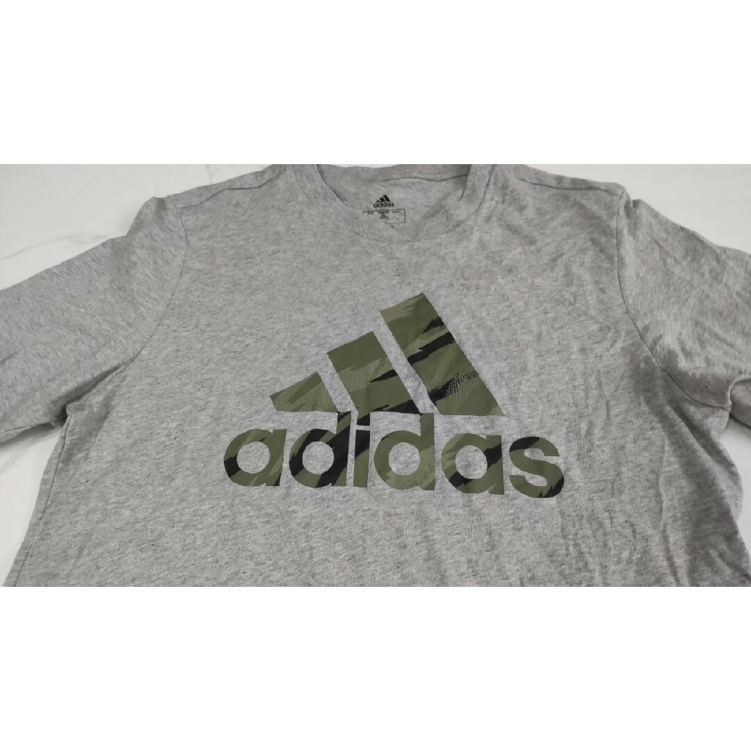 adidas(アディダス)のTシャツ　半袖　adidas　メンズ メンズのトップス(Tシャツ/カットソー(半袖/袖なし))の商品写真