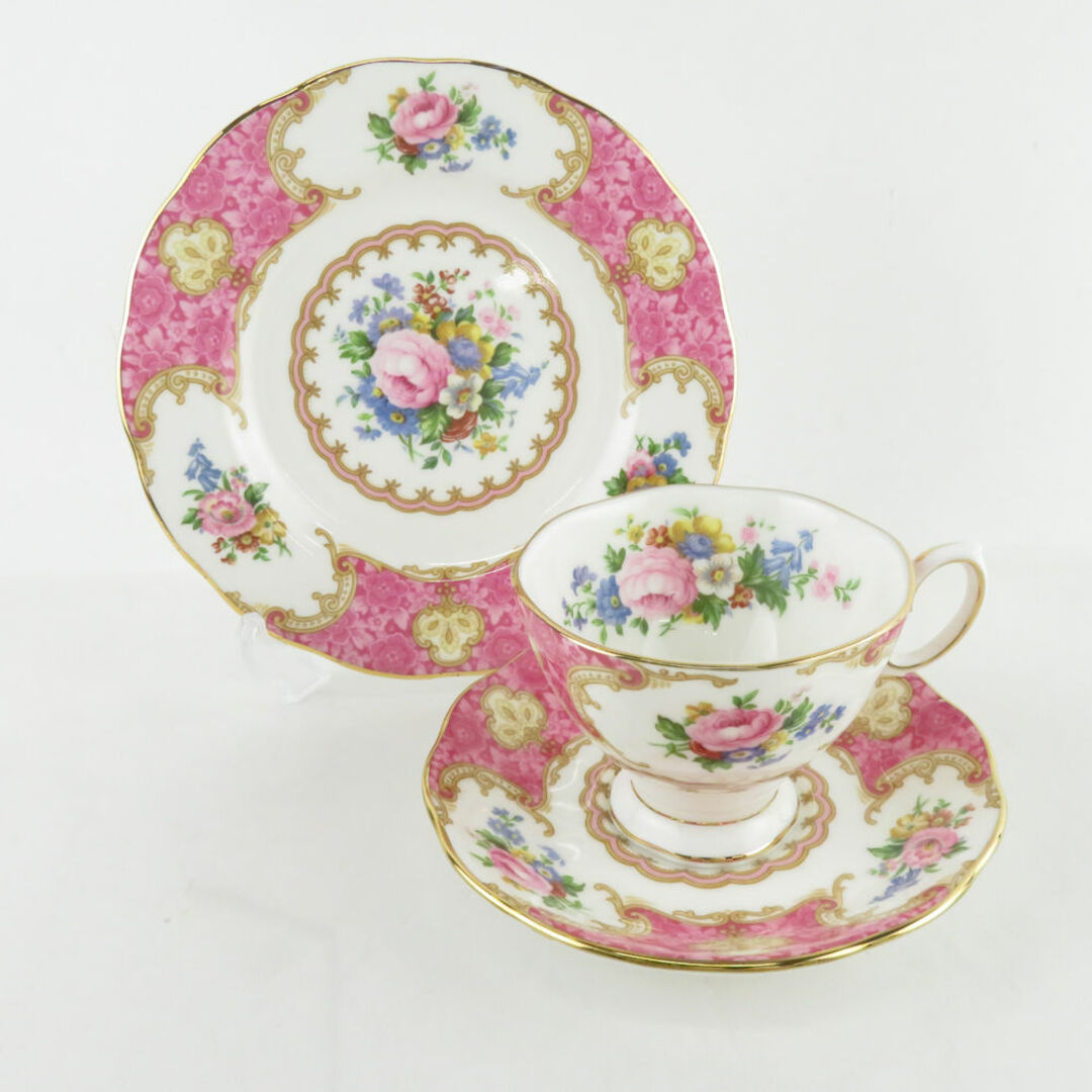 ROYAL ALBERT(ロイヤルアルバート)の美品 ROYAL ALBERT ロイヤルアルバート レディカーライル カップ＆ソーサー ケーキ皿 2点 ティーセット 16cmプレート SY9372Q  インテリア/住まい/日用品のキッチン/食器(グラス/カップ)の商品写真