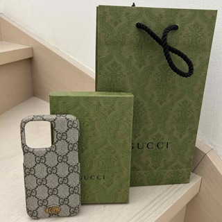 Gucci - GUCCI iPhone13プロ携帯ケース